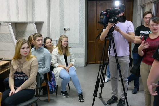 Впервые в Амурской области открылись курсы по обучению пенсионеров работе на планшете