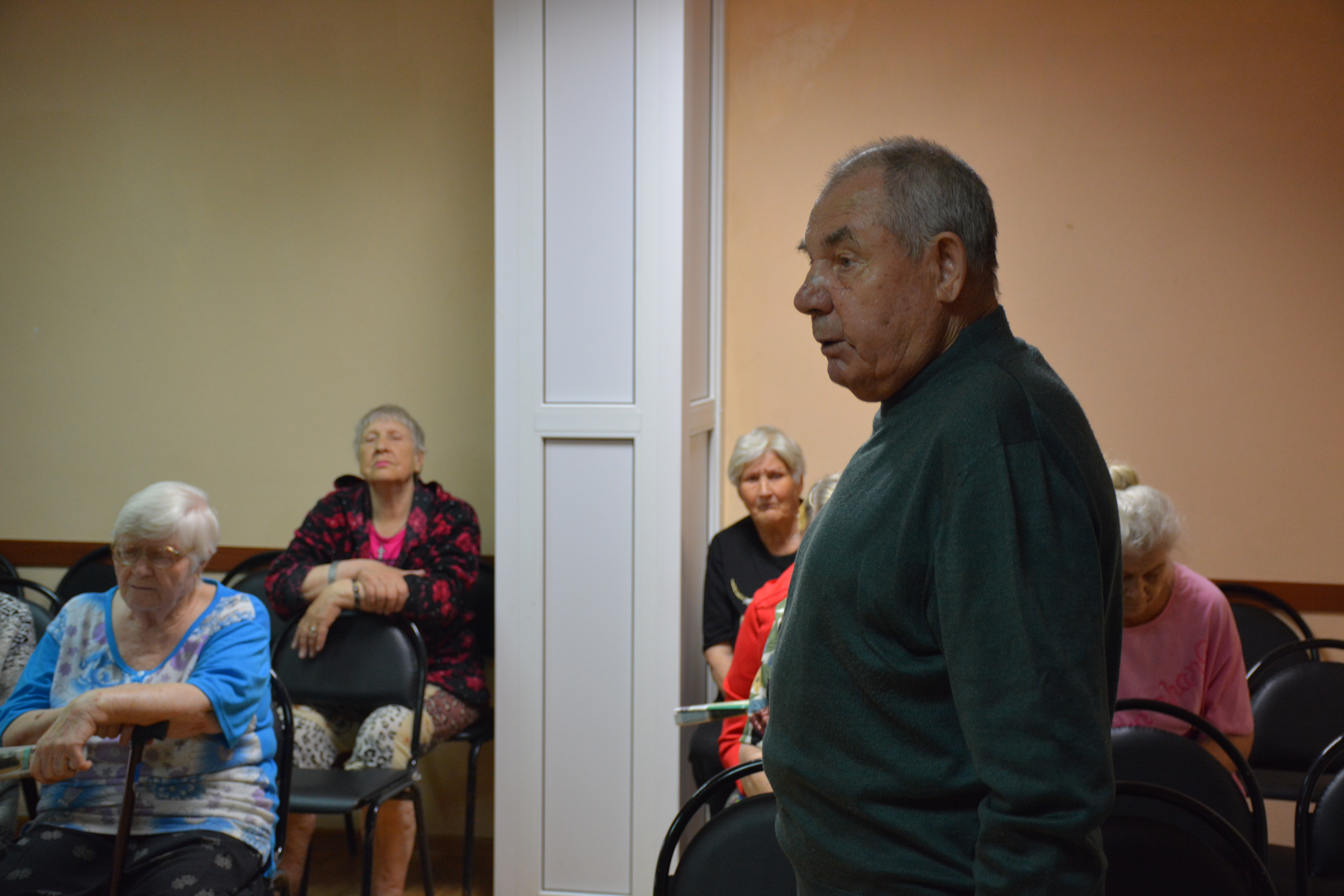 Состоялась встреча председателя Общественной палаты Амурской области с жителями специального дома для одиноких престарелых «Ветеран»
