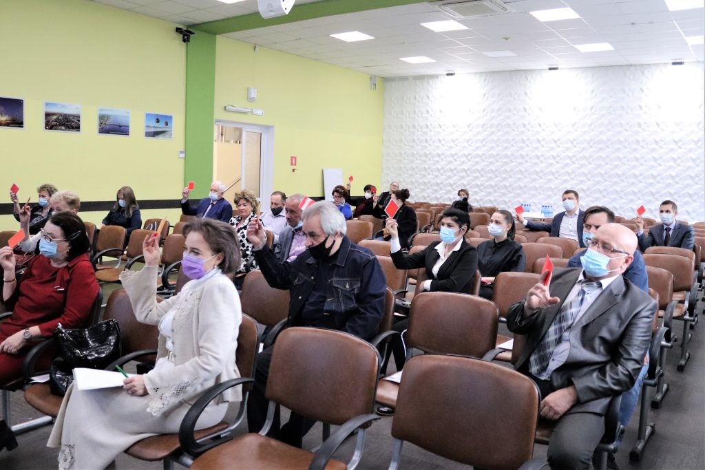 Точки роста амурского гражданского общества. На заседании Общественной палаты Амурской области обсудили проект Доклада о состоянии и развитии институтов гражданского общества в регионе.