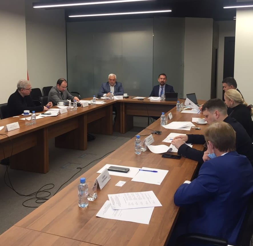 Меры по повышению доступности авиасообщения обсудили на заседании Общественного совета Минвостокразвития